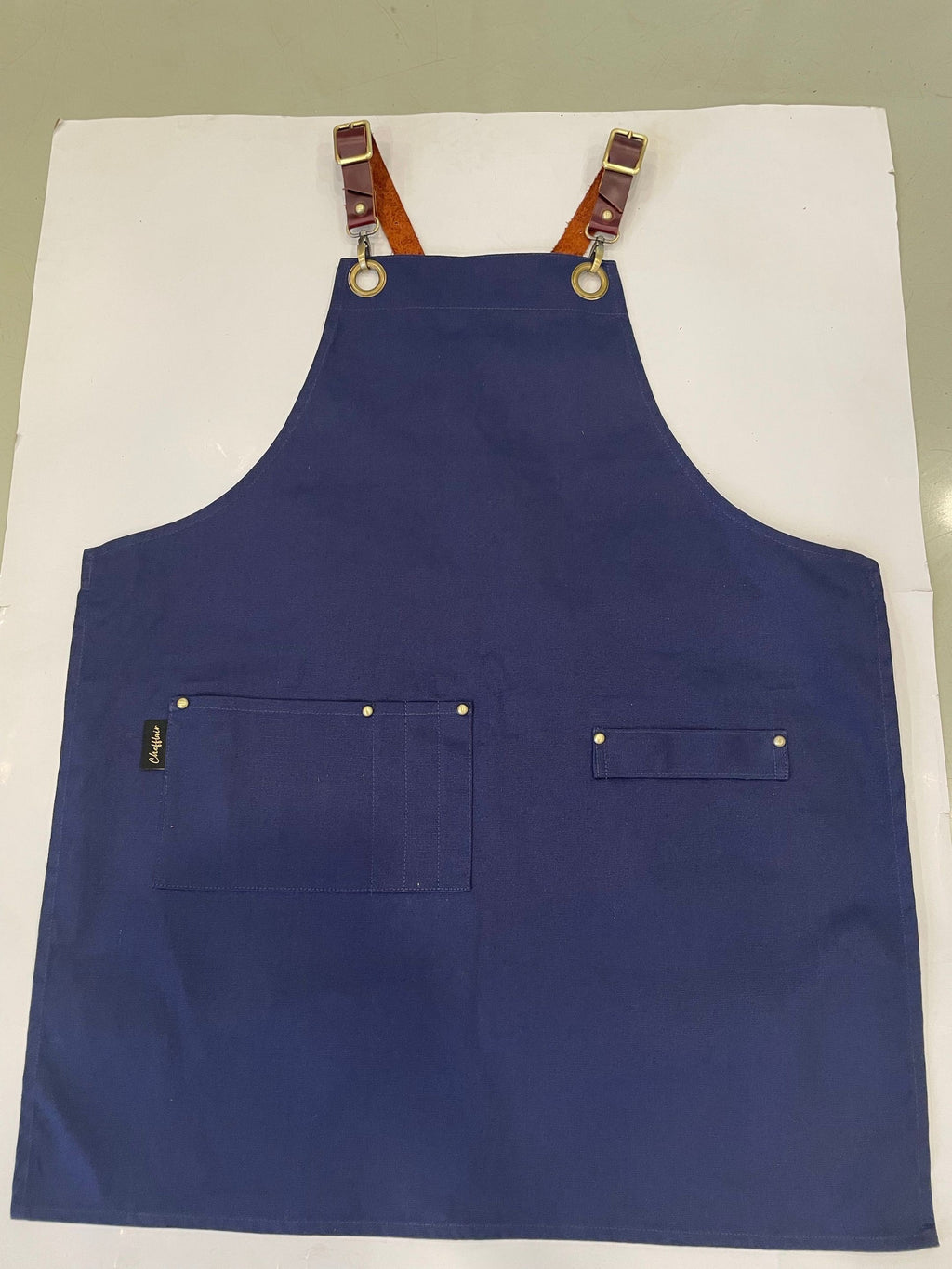 Chefflair Premium Cross-Back Apron – Comfort and Luxury